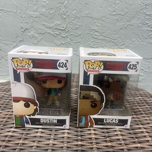 Funko Pop Stranger Things Dustin 424 Lucas 425 Vinyl Figures Set
New